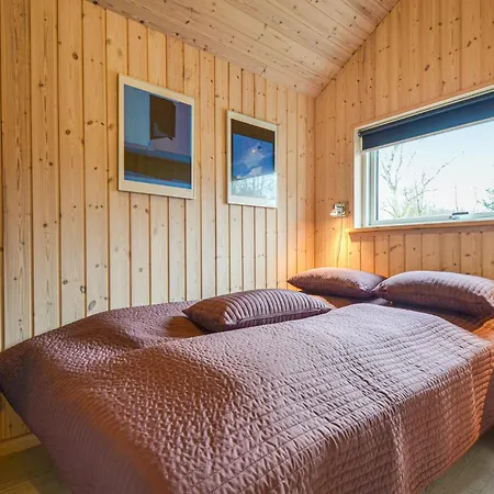 Tatil Evi Four-bedroom Glesborg With A Hot Tub 07 *